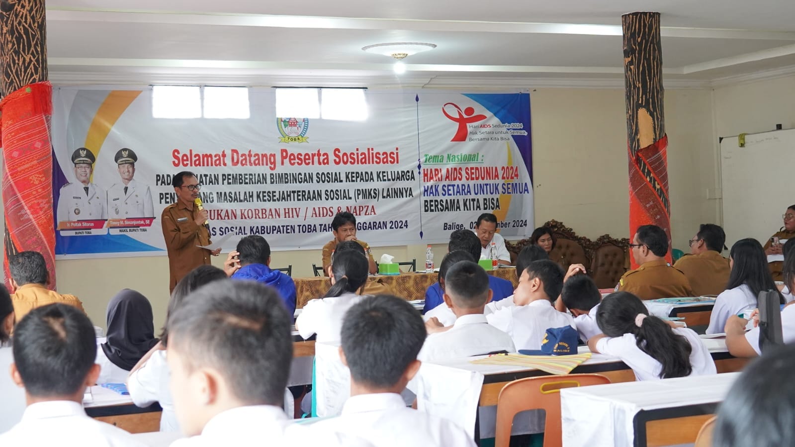 Pemkab Toba Gelar Sosialisasi dan Peringatan Hari AIDS Se-Dunia di Kabupaten Toba