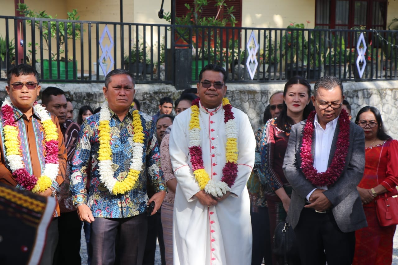 Bupati Toba Sampaikan Terima kasih Atas Disiplin dan Ketekunan Katolik