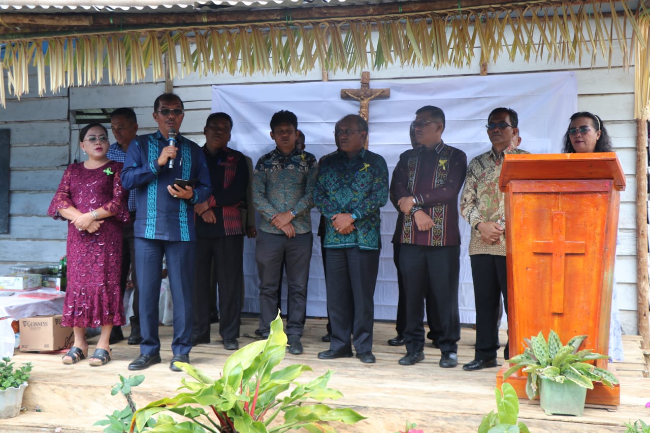 Wakil Bupati Toba Ajak Umat Katolik Jaga dan Rawat Bangunan Pemerintah