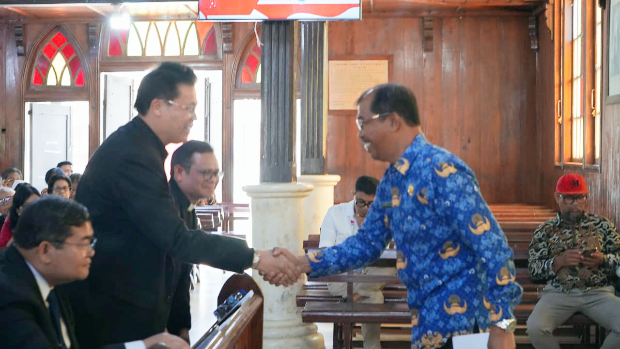 Wisuda ST Diakones HKBP, Wabup Toba Sebut  ST Diakones Bawa Berkat Buat Toba