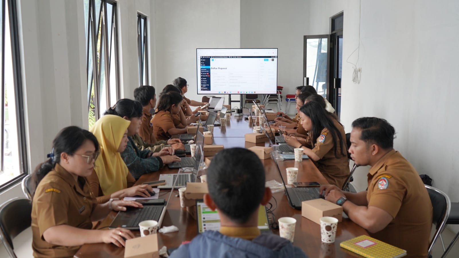 Tingkatkan Layanan Digital, Kominfo Toba Melatih Pengelola Website OPD