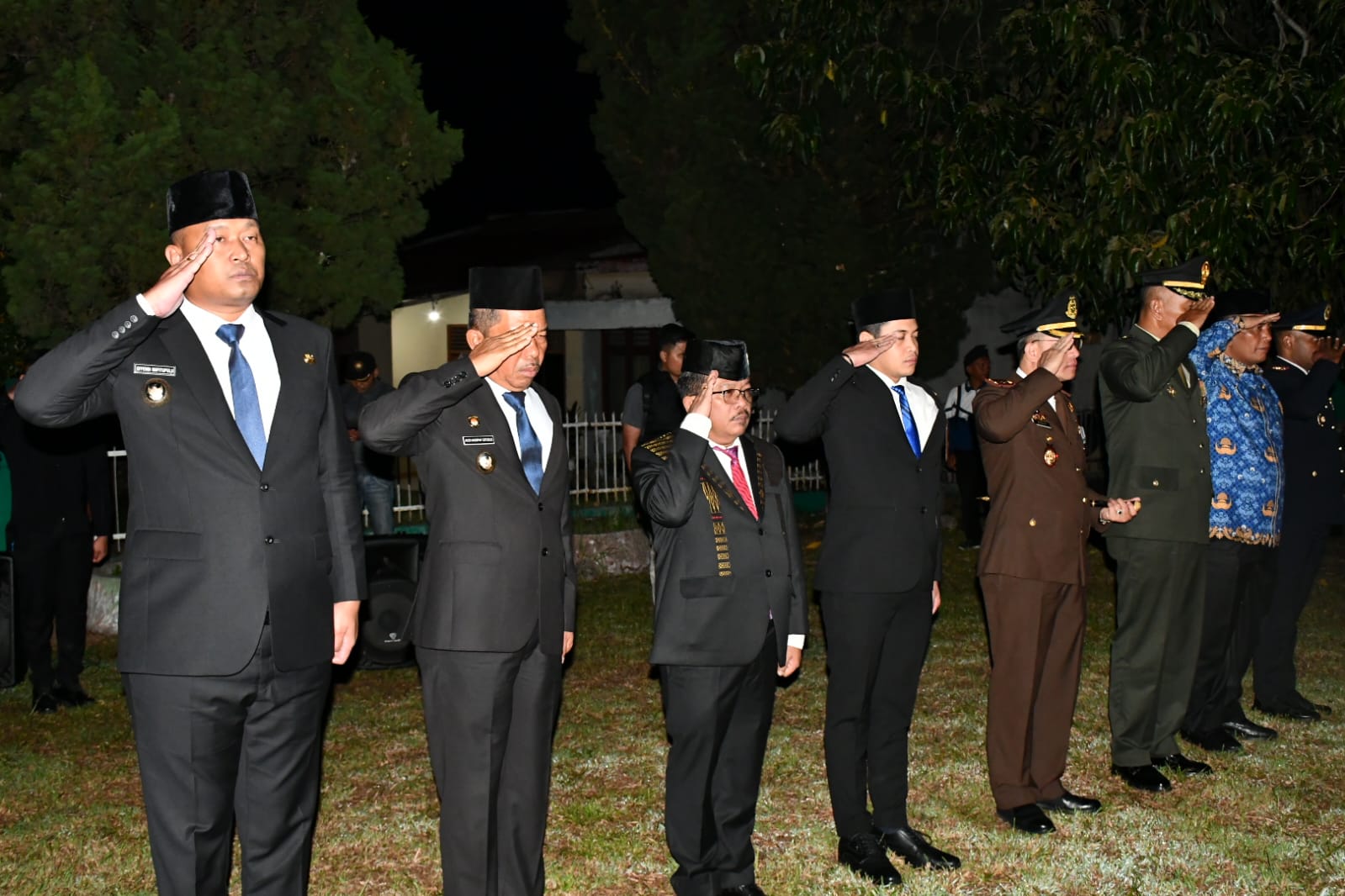 Apel Kehormatan Dan Renungan Suci di Taman Bahagia Balige Wujud Penghormatan Kepada Para Pahlawan
