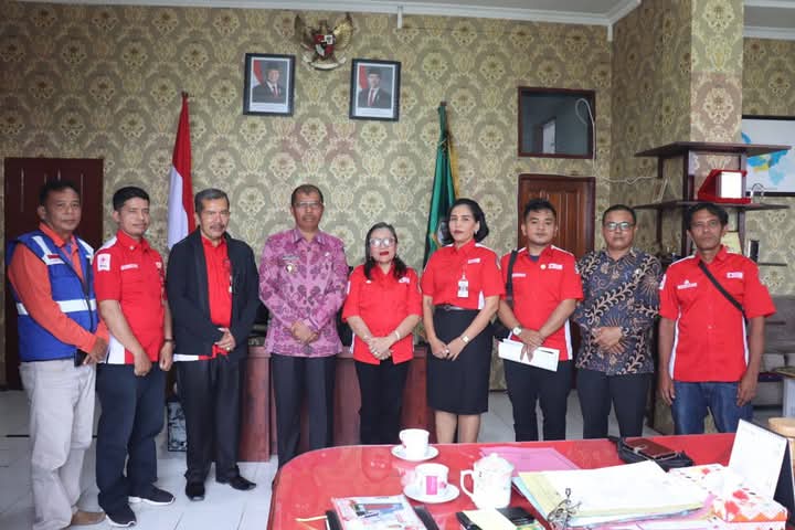 Wabup Toba  Dorong PMI Toba Lebih Aktif di Lapangan