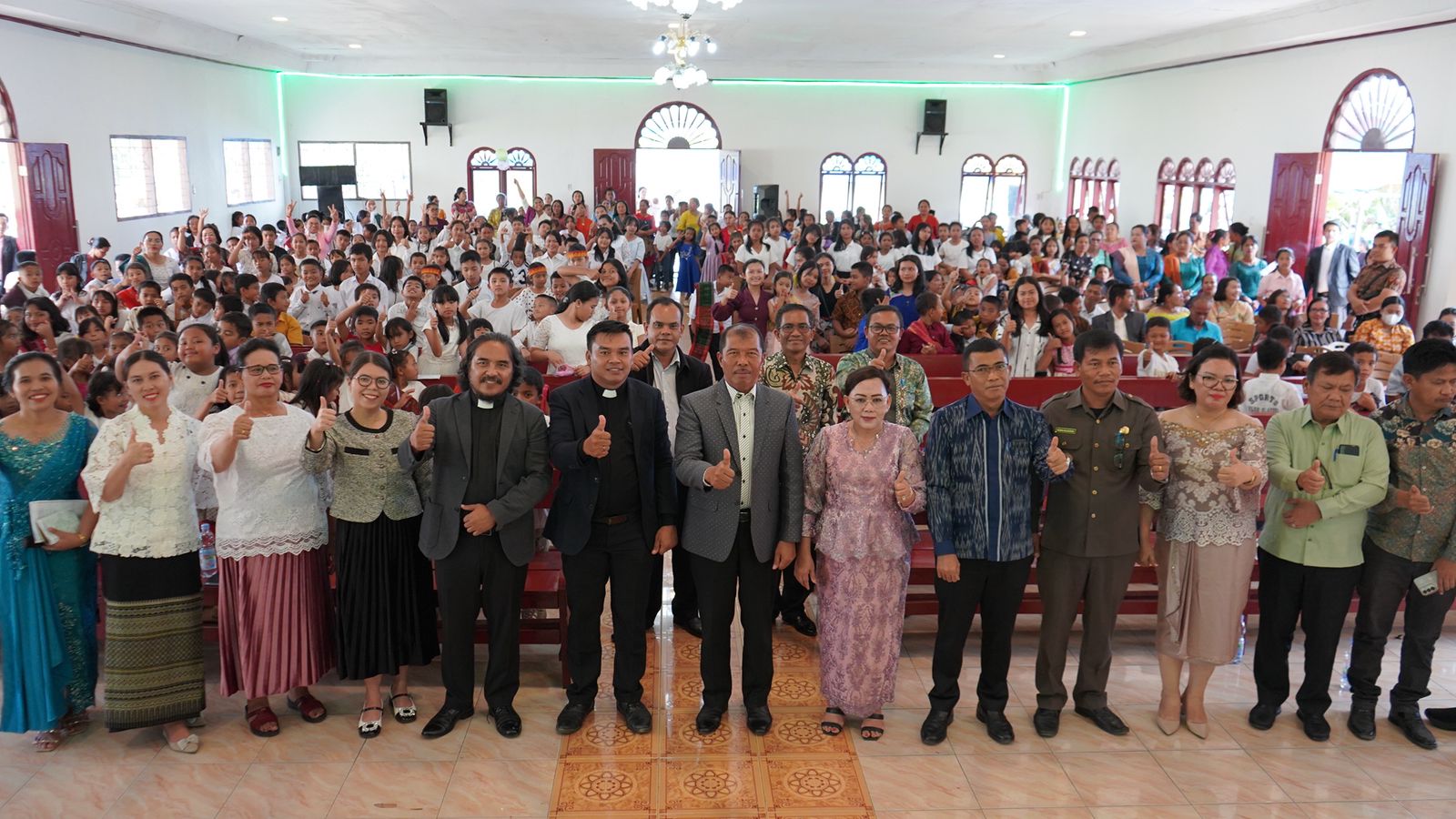Semangat “Give The Best” Warnai Parheheon Sekolah Minggu Ressort Lumban Julu